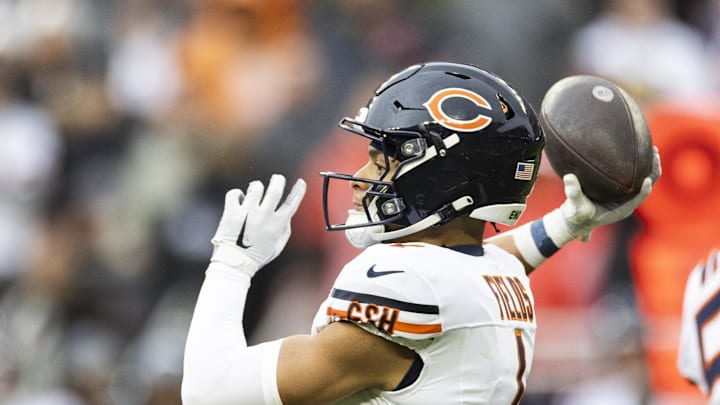 Dec 17, 2023; Cleveland, Ohio, USA; Chicago Bears quarterback Justin Fields (1) throws the ball