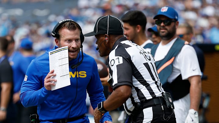 Los Angeles Rams head coach Sean McVay (L)