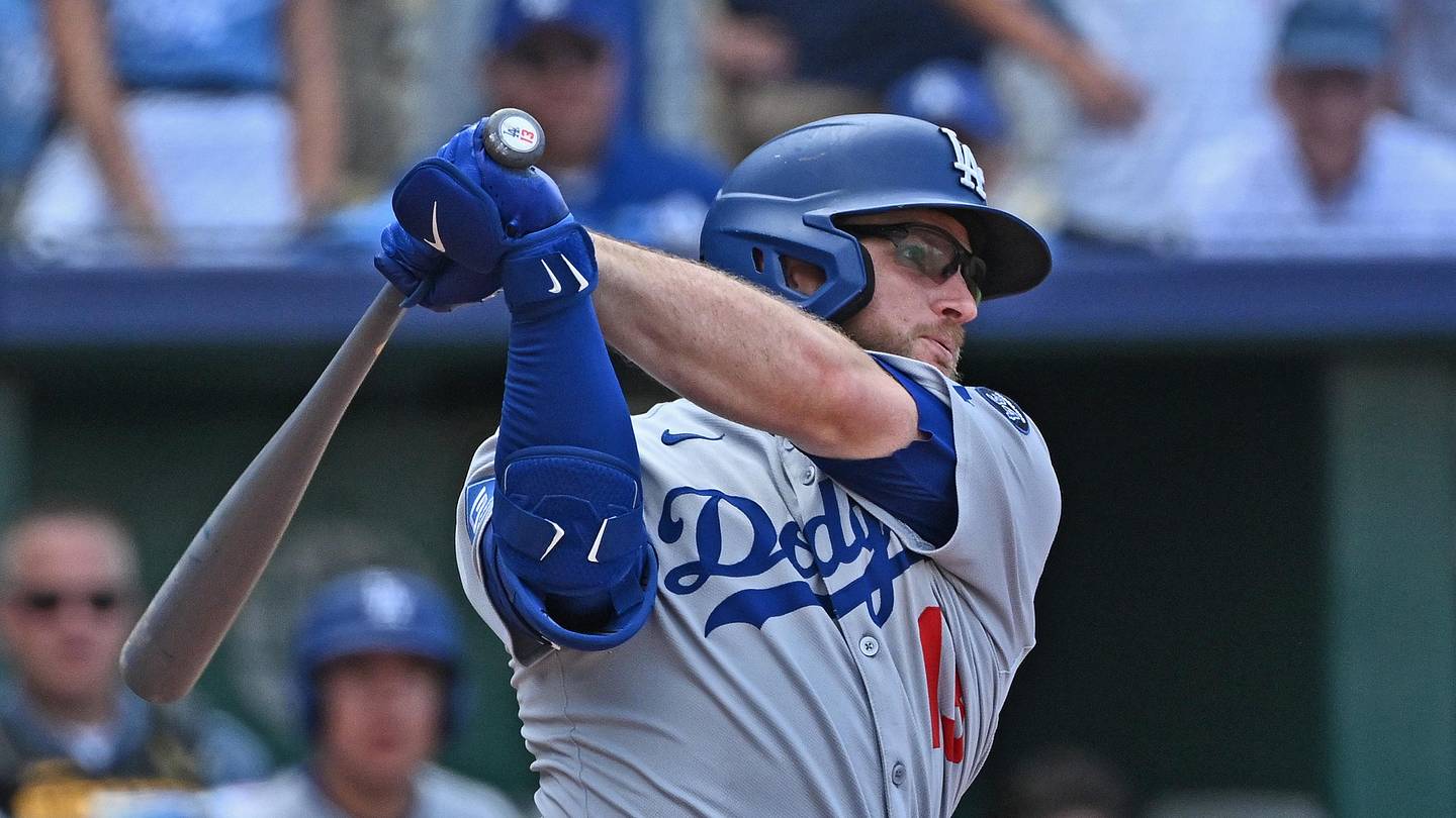 Why Max Muncy, Not NPB Standout, is Dodgers