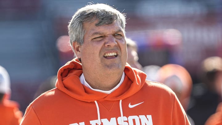 Clemson offensive line coach Matt Luke will be hard at work on Friday's visit for a visiting transfer. Clemson offensive line coach Matt Luke will be hard at work on Friday's visit for a visiting transfer.