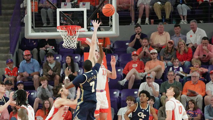 Clemson has some issues to fix as the regular season concludes