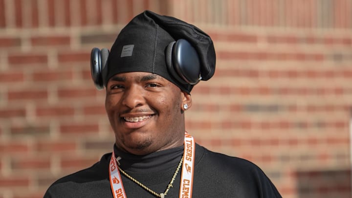 Nate Carson of Irmo High in S.C. during a Clemson football recruiting visit before kickoff with LSU at Memorial Stadium in Clemson, S.C. 
