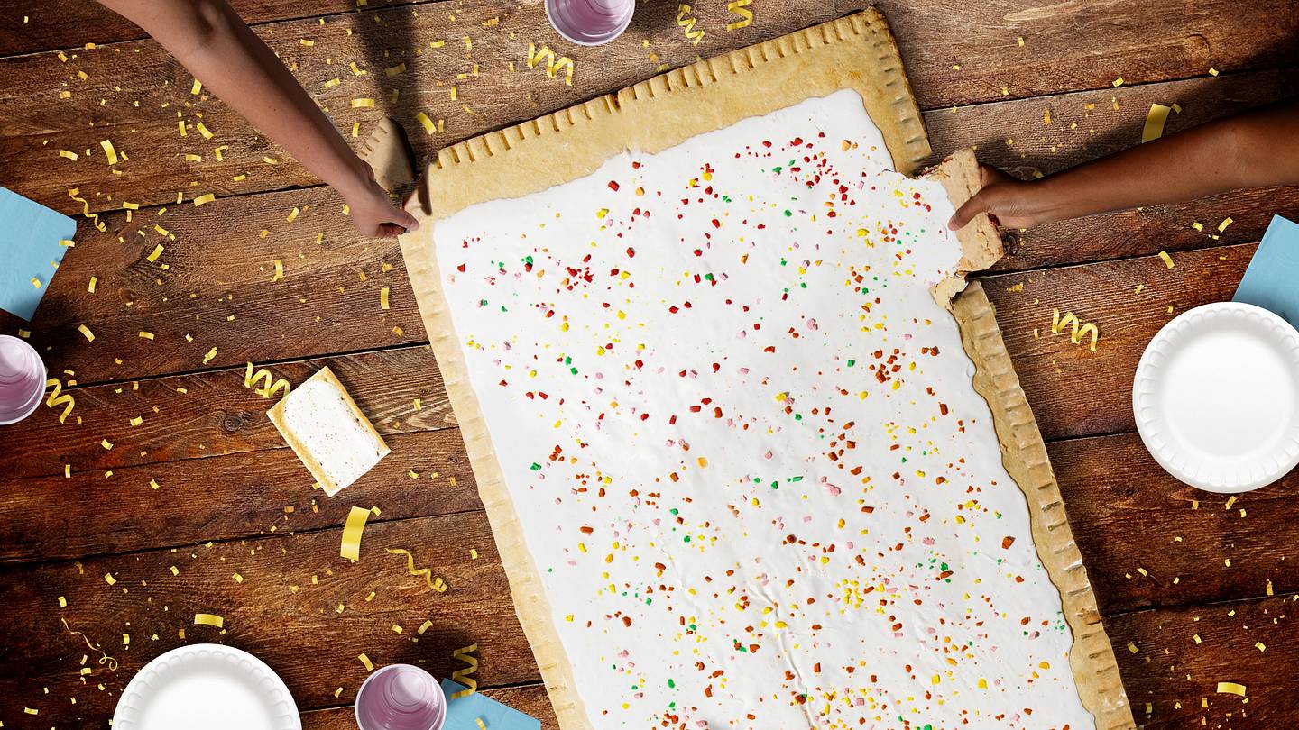 Pop-Tarts unveils its biggest toaster pastry EVER to celebrate its 60th anniversary (Hereâs how to get one)Â