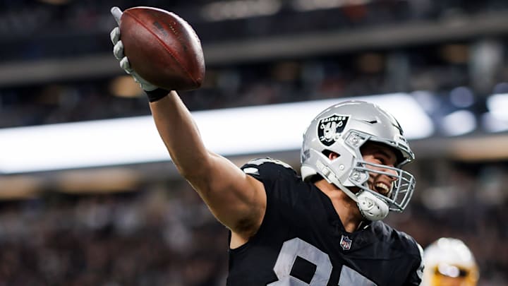 Los Angeles Chargers v Las Vegas Raiders