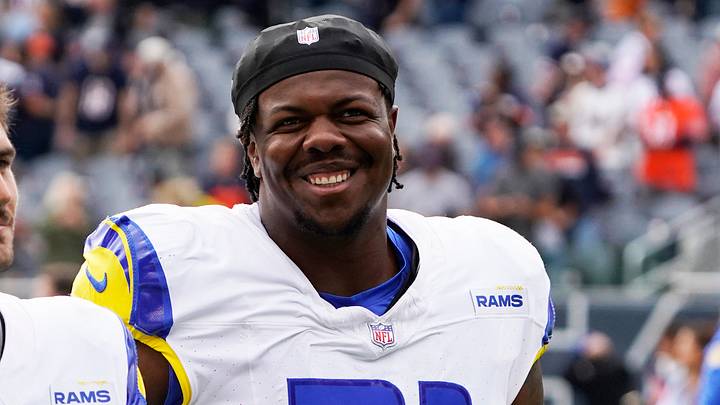 Sep 29, 2024; Chicago, Illinois, USA; Los Angeles Rams offensive tackle Warren McClendon Jr. (71) in a game against the Chicago Bears at Soldier Field. Mandatory Credit: David Banks-Imagn Images Sep 29, 2024; Chicago, Illinois, USA; Los Angeles Rams offensive tackle Warren McClendon Jr. (71) in a game against the Chicago Bears at Soldier Field. Mandatory Credit: David Banks-Imagn Images