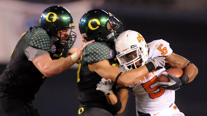 Duck disruptor: In 2008 Nick Reed set Oregon's single-season record for sacks with 18, leading the nation with five fumble recoveries. He now flies jets for the U.S. Air Force. Mandatory Credit: Kirby Lee/Image of Sport-Imagn Images