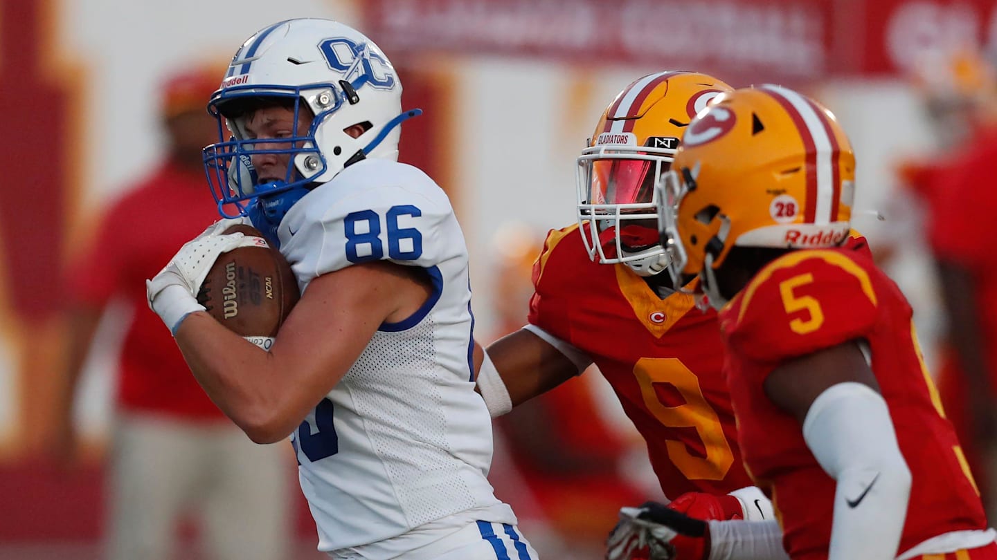 Clemson Offers Two New Tight End Targets After Recent Recruiting Misses