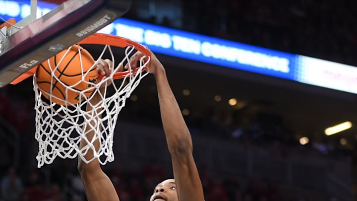 Kwame Evans throws it down against Indiana in the Big Ten Conference Tournament. The 6-9 forward averaged 6.1 points and 4.6 rebounds for in the Ducks this season.