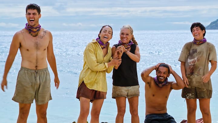 “Loyal to the Soil” – In a SURVIVOR first, castaways attempt a shocking negotiation for rice. Then, teams must have their head in the game during a tough reward challenge, on SURVIVOR, Wednesday, Nov. 20 (8:00-9:30 PM, ET/PT) on the CBS Television Network, and streaming on Paramount+ (live and on-demand for Paramount+ with SHOWTIME subscribers, or on-demand for Paramount+ Essential subscribers the day after the special airs)*. Jeff Probst serves as host and executive producer. Pictured (L-R):