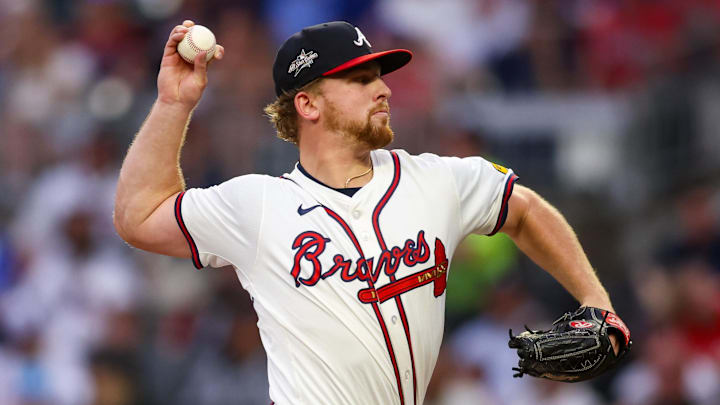 Atlanta Braves starting pitcher Spencer Schwellenbach throws against the New York Mets in the first inning at Truist Park. 