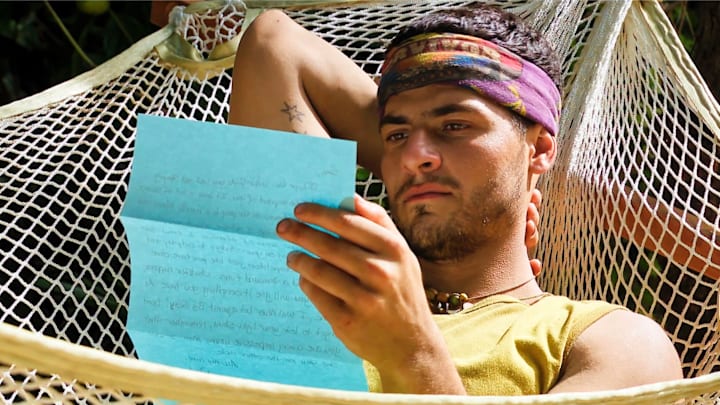“Operation: Italy” – Castaways get the biggest reward of the season with surprise letters from home. Then, balance and dexterity are tested at a crucial immunity challenge to guarantee a spot in the final six, on SURVIVOR, Wednesday, December 4 (8:00-9:30 PM, ET/PT) on the CBS Television Network, and available to stream on Paramount+*. Jeff Probst serves as host and executive producer. Pictured: Sam Phalen. Photo: CBS ©2024 CBS Broadcasting, Inc. All Rights Reserved. Highest quality screengrab