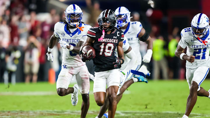 Sep 27, 2025; Columbia, South Carolina, USA; South Carolina Gamecocks wide receiver Vandrevius Jacobs (19) runs after the catch against the Kentucky Wildcats in the second half at Williams-Brice Stadium. Mandatory Credit: Jeff Blake-Imagn Images