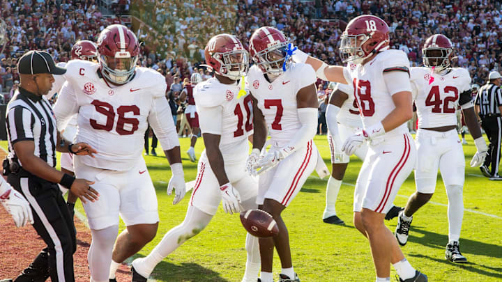 Oct 25, 2025; Columbia, South Carolina, USA; Alabama Crimson Tide defensive back Dashawn Jones (7) celebrates a interception return for a touchdown against the South Carolina Gamecocks in the first quarter at Williams-Brice Stadium. Mandatory Credit: Jeff Blake-Imagn Images Oct 25, 2025; Columbia, South Carolina, USA; Alabama Crimson Tide defensive back Dashawn Jones (7) celebrates a interception return for a touchdown against the South Carolina Gamecocks in the first quarter at Williams-Brice Stadium. Mandatory Credit: Jeff Blake-Imagn Images