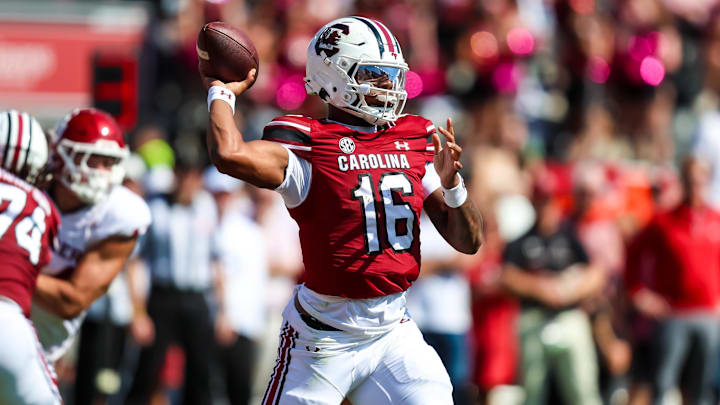 Oct 18, 2025; Columbia, South Carolina, USA; South Carolina Gamecocks quarterback Lanorris Sellers (16) passes against the Oklahoma Sooners in the second quarter at Williams-Brice Stadium. Mandatory Credit: Jeff Blake-Imagn Images Oct 18, 2025; Columbia, South Carolina, USA; South Carolina Gamecocks quarterback Lanorris Sellers (16) passes against the Oklahoma Sooners in the second quarter at Williams-Brice Stadium. Mandatory Credit: Jeff Blake-Imagn Images