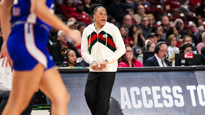 Mar 22, 2024; Columbia, SC, USA; South Carolina Gamecocks head coach Dawn Staley directs her team Mar 22, 2024; Columbia, SC, USA; South Carolina Gamecocks head coach Dawn Staley directs her team