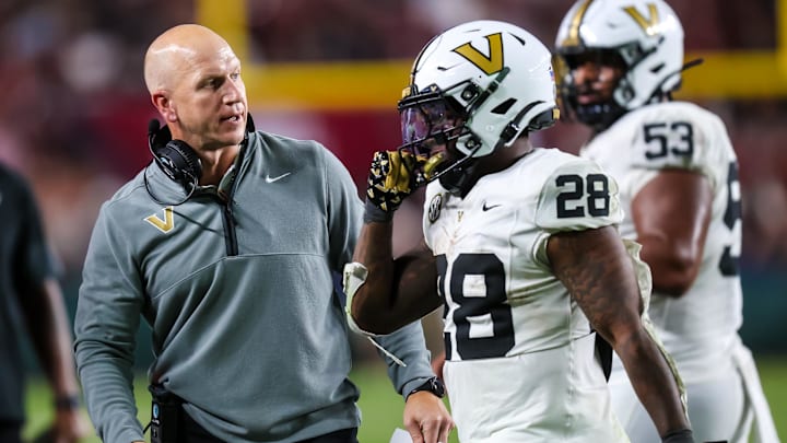 Sep 13, 2025; Columbia, South Carolina, USA; Vanderbilt Commodores head coach Clark Lea directs his team against the South Carolina Gamecocks in the second half at Williams-Brice Stadium. Mandatory Credit: Jeff Blake-Imagn Images
