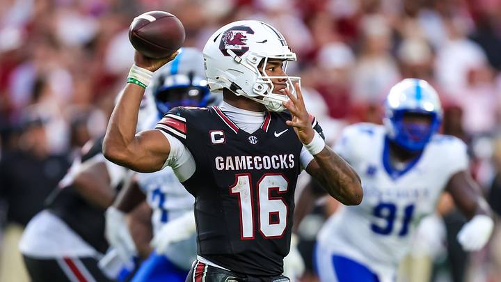 Oct 3, 2026; Columbia, South Carolina, USA;  South Carolina Gamecocks quarterback LaNorris Sellers (16) passes against the Kentucky Wildcats in the second half at Williams-Brice Stadium.  Mandatory Credit: Jeff Blake-Imagn Images