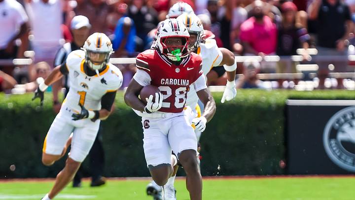 Sep 5, 2026; Columbia, South Carolina, USA; South Carolina Gamecocks running back Matt Fuller (28) rushes against the Kent State Golden Flashes in the first quarter at Williams-Brice Stadium. Mandatory Credit: Jeff Blake-Imagn Images Sep 5, 2026; Columbia, South Carolina, USA; South Carolina Gamecocks running back Matt Fuller (28) rushes against the Kent State Golden Flashes in the first quarter at Williams-Brice Stadium. Mandatory Credit: Jeff Blake-Imagn Images