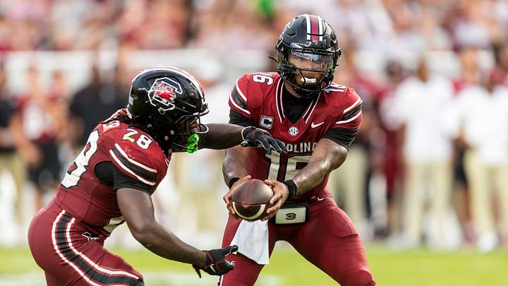 Sep 19, 2026; Columbia, South Carolina, USA;  South Carolina Gamecocks quarterback LaNorris Sellers (16) hands off to running back Matt Fuller (28) against the Mississippi State Bulldogs in the second quarter at Williams-Brice Stadium.  Mandatory Credit: Jeff Blake-Imagn Images