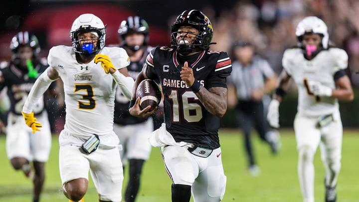 Sep 12, 2026; Columbia, South Carolina, USA; South Carolina Gamecocks quarterback LaNorris Sellers (16) rushes for a 58-yard touchdown run against the Towson Tigers in the third quarter at Williams-Brice Stadium. Mandatory Credit: Jeff Blake-Imagn Images Sep 12, 2026; Columbia, South Carolina, USA; South Carolina Gamecocks quarterback LaNorris Sellers (16) rushes for a 58-yard touchdown run against the Towson Tigers in the third quarter at Williams-Brice Stadium. Mandatory Credit: Jeff Blake-Imagn Images