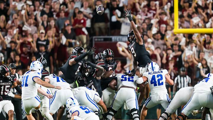 Sep 27, 2025; Columbia, South Carolina, USA; Kentucky Wildcats place kicker Jacob Kauwe (91) attempts a field goal against the South Carolina Gamecocks in the second half at Williams-Brice Stadium. Mandatory Credit: Jeff Blake-Imagn Images Sep 27, 2025; Columbia, South Carolina, USA; Kentucky Wildcats place kicker Jacob Kauwe (91) attempts a field goal against the South Carolina Gamecocks in the second half at Williams-Brice Stadium. Mandatory Credit: Jeff Blake-Imagn Images