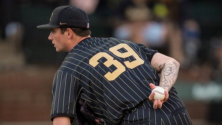 Vanderbilt pitcher Connor Fennell (39) sets up to pitch against South Carolina during the second inning at Hawkins Field in Nashville, Tenn., Thursday, May 14, 2026. Vanderbilt pitcher Connor Fennell (39) sets up to pitch against South Carolina during the second inning at Hawkins Field in Nashville, Tenn., Thursday, May 14, 2026.