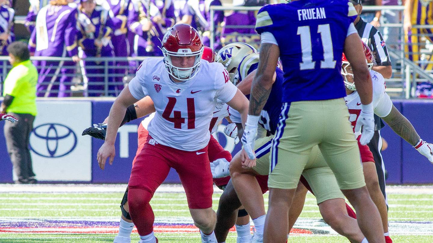 WSU's Sean Bures never planned to long-snap. Now he's a scholarship starter
