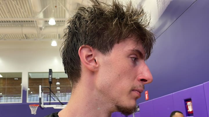 Christian Nitu apparently will redshirt for the UW this season.