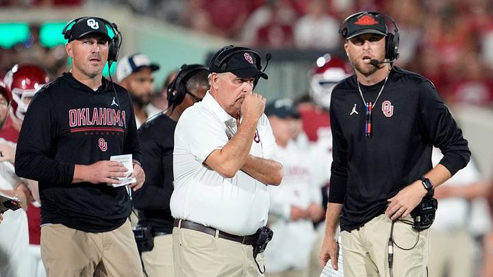 Oklahoma offensive coordinator Ben Arbuckle looks on as the Sooners take on UTEP at Gaylord Family-Oklahoma Memorial Stadium. Oklahoma offensive coordinator Ben Arbuckle looks on as the Sooners take on UTEP at Gaylord Family-Oklahoma Memorial Stadium.