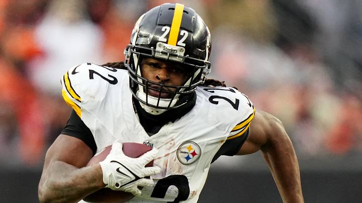 Pittsburgh Steelers running back Najee Harris Pittsburgh Steelers running back Najee Harris