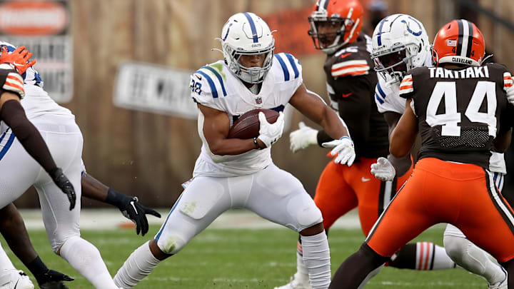 Indianapolis Colts  v Cleveland Browns