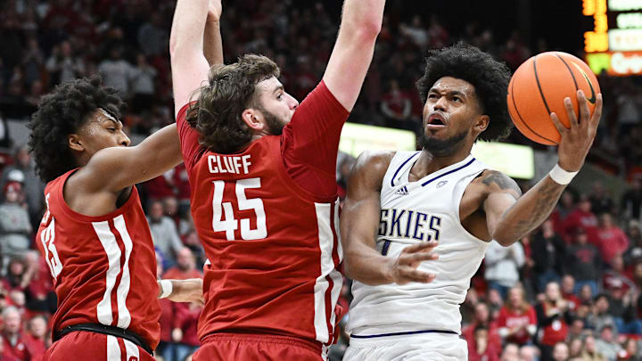 Mar 7, 2024; Pullman, Washington, USA; Washington Huskies forward Keion Brooks Jr. (1) shoots the