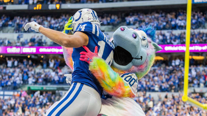 Oct 16, 2022; Indianapolis, Indiana, USA; Indianapolis Colts wide receiver Alec Pierce (14)