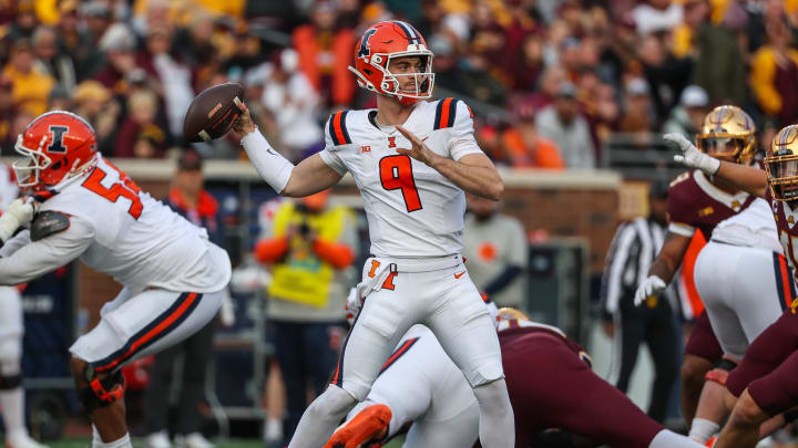Nov 4, 2023; Minneapolis, Minnesota, USA; Illinois Fighting Illini quarterback Luke Altmyer (9) throws the ball against the Minnesota Golden Gophers during the second half at Huntington Bank Stadium. Mandatory Credit: Matt Krohn-USA TODAY Sports Nov 4, 2023; Minneapolis, Minnesota, USA; Illinois Fighting Illini quarterback Luke Altmyer (9) throws the ball against the Minnesota Golden Gophers during the second half at Huntington Bank Stadium. Mandatory Credit: Matt Krohn-USA TODAY Sports