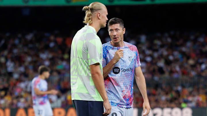 Erling Haaland und Robert Lewandowski haben im Sommer für viel Geld den Verein gewechselt.