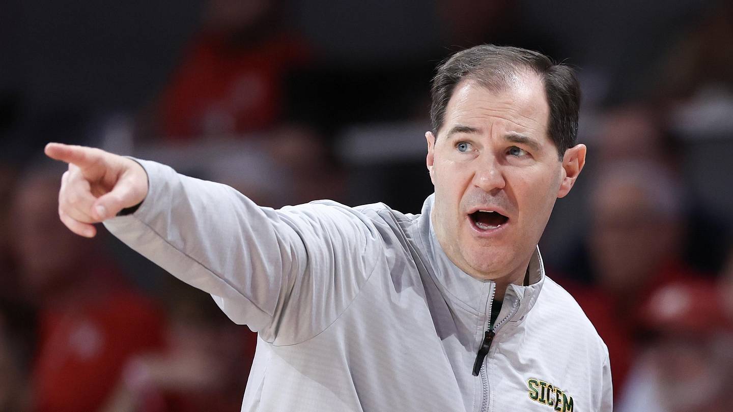 Baylor Basketball Plummets in Andy Katz's rankings