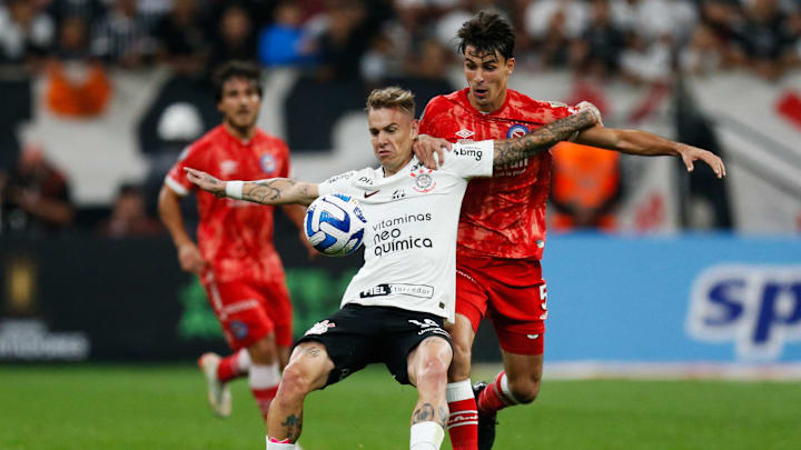 Corinthians teve atuação muito pobre contra o Argentinos Juniors