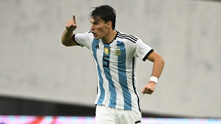 OLY-FBL-U23-ARG-PAR
