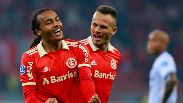 Inter goleou o 9 de Octubre, em casa