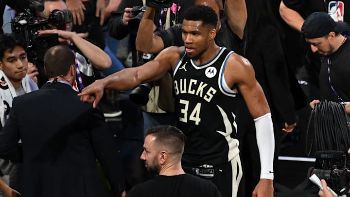 Dec 17, 2024; Las Vegas, Nevada, USA; Milwaukee Bucks forward Giannis Antetokounmpo (34) celebrates after winning the Emirates NBA Cup championship game against the Oklahoma City Thunder at T-Mobile Arena. Mandatory Credit: Candice Ward-Imagn Images Dec 17, 2024; Las Vegas, Nevada, USA; Milwaukee Bucks forward Giannis Antetokounmpo (34) celebrates after winning the Emirates NBA Cup championship game against the Oklahoma City Thunder at T-Mobile Arena. Mandatory Credit: Candice Ward-Imagn Images
