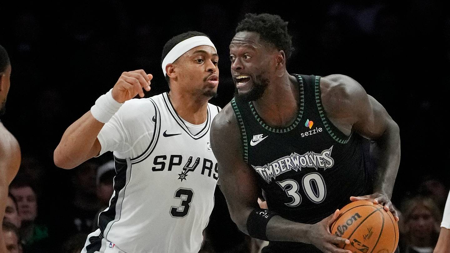Julius Randle Lands Last in Atlantic Division Power Forward Rankings