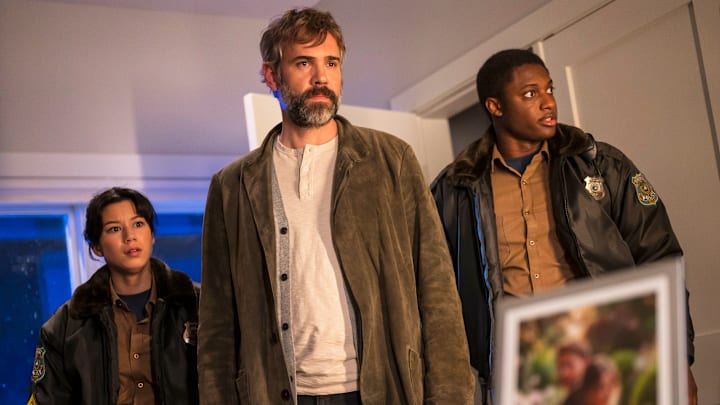 MURDER IN A SMALL TOWN: L-R: Mya Lowe, Rossif Sutherland and Fritzy-Klevans Destine in the “Prized Possesions” episode of MURDER IN A SMALL TOWN airing Tuesday, Oct. 15 (8:00-9:00PM ET/PT) on FOX. ©2024 Fox Media LLC. CR: Kailey Schwerman/ FOX.