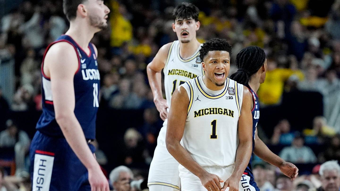 Michigan Basketball, UConn Set For Rematch in Historic Venue