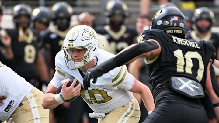 Sep 27, 2025; Winston-Salem, North Carolina, USA;  Georgia Tech Yellow Jackets quarterback Haynes King (10) runs the ball during the fourth quarter against the Wake Forest Demon Deacons at Allegacy Federal Credit Union Stadium. Mandatory Credit: Zachary Taft-Imagn Images