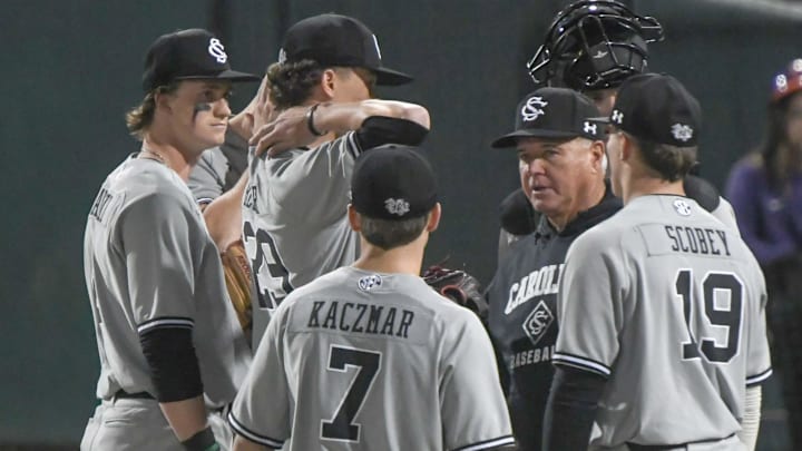 South Carolina Head Coach Paul Mainier takes South Carolina senior Matthew Becker (29) out of the game during the bottom of the fourth inning at Doug Kingsmore Stadium in Clemson, S.C. Friday, February 28, 2025. South Carolina Head Coach Paul Mainier takes South Carolina senior Matthew Becker (29) out of the game during the bottom of the fourth inning at Doug Kingsmore Stadium in Clemson, S.C. Friday, February 28, 2025.