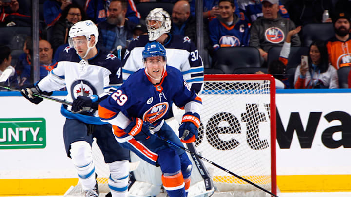 Winnipeg Jets v New York Islanders