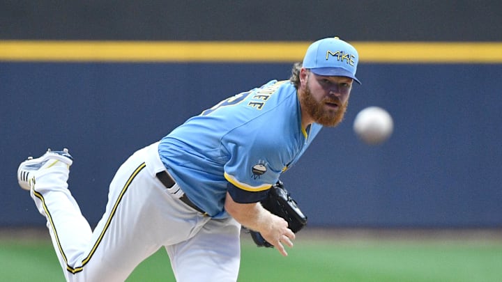 Milwaukee Brewers starting pitcher Brandon Woodruff (53).