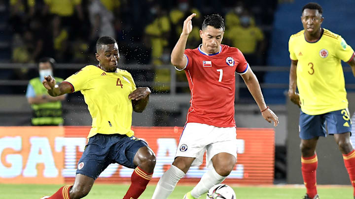 Colombia v Chile - FIFA World Cup 2022 Qatar Qualifier
