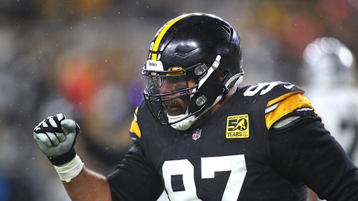 Pittsburgh Steelers defensive tackle Cameron Heyward (97) reacts after sacking Las Vegas Raiders quarterback Derek Carr during the second half at Acrisure Stadium in Pittsburgh, PA on December 24, 2022.

Pittsburgh Steelers Vs Las Vegas Raiders Week 16