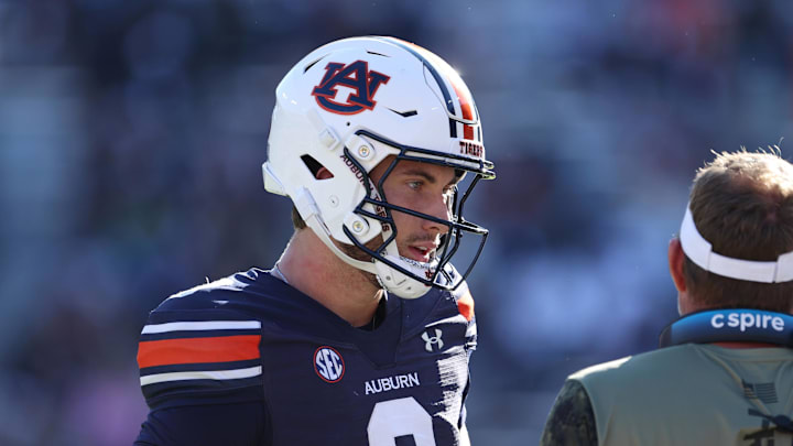 Former Auburn Tigers quarterback Walker White transferred to Baylor after sitting behind Payton Thorne for year.